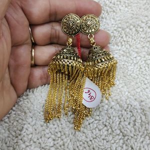 jhumka earing