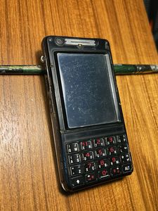 Sony Ericcson P1i Vintage QWERTY Keyboard Phone
