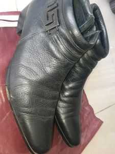 Chic Black Leather Ankle Boots