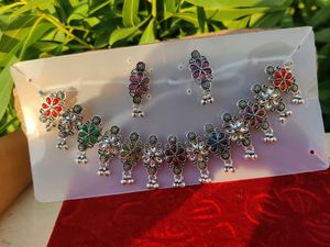Elegant Flower Design Jewellery Set