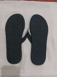 Comfortable Black Flip-Flops