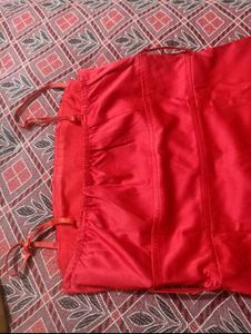 Price🔽Ravishing Red With Black Sash ♥️