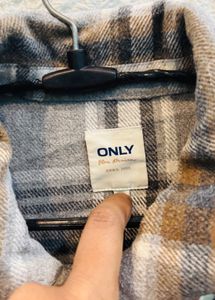 🇦🇺 ONLY imported Shacket Jacket