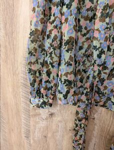 Chic Floral Print Sheer Blouse with Tie