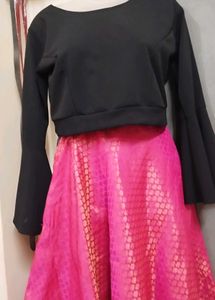 Black Bell Sleeve Crop Top