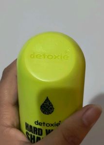 Detoxie Hard Water Shampoo
