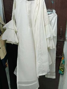 Elegant White Kurta Set with Dupatta
