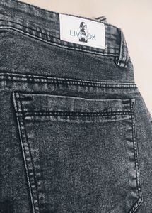 Charcoal Grey Straight Comfortable Jeans (Woman)