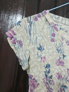 T-Shirt - ask me for 50 - 100 coins