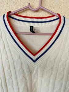 Cream Cable Knit V-Neck Sweater