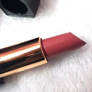 Myglamm Manish Malhotra Barely Nude Lipstick