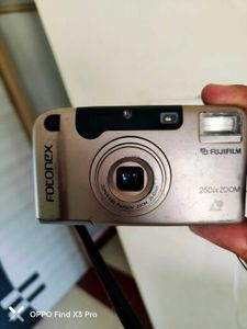 Fujifilm Fotorex 250ix Zoom Camera
