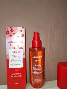 Aqualogica Cherry Blossom Bloom Body Mist