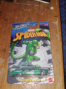 Hot Wheels Marvel fish'd and chip's car NO COINS