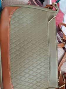 Chic Textured Crossbody Bag