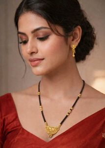 Elegant Gold &amp; Black Bead Necklace Set