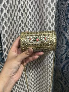 Elegant Gold Embellished Clutch Bag
