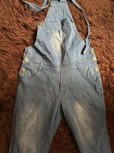 Women Denim Dungaree Capri (knee length)
