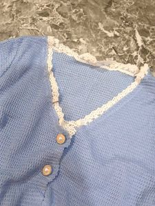 💗a cute top 💗