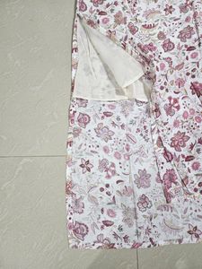 Floral Kurta With Embroidery👗