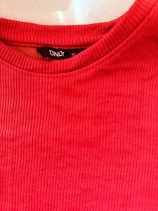 Ribbed Lettuce Hem T-Shirt