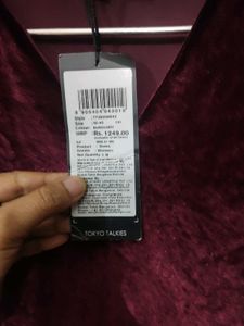 Tokyo talkies M Size Burgundy Velvet..