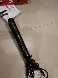 Ikonic Black Beauty Hair Straightener For Women, C