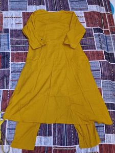 A line kurta set-kurta and trouser
