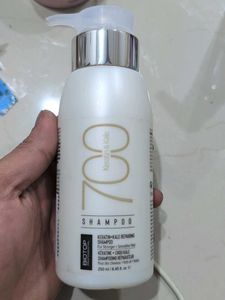 Biotop 700 Keratin & Kale Shampoo Full