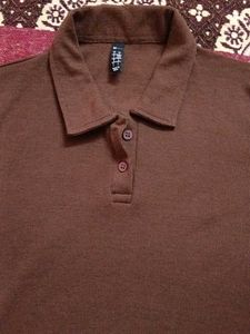 Ribbed Collared Crop Top
