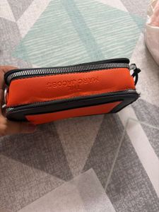 Marc Jacob Crossbody Bag with dust cover