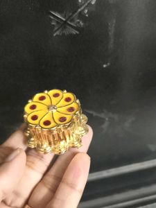 Yellow Floral Maang Tikka Storage Box