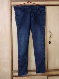 Women's Dark Blue Distressed Skinny Jeans | W'30