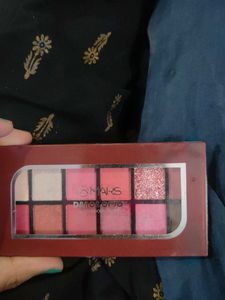 MARS Eyeshadow &amp; Blush Palette