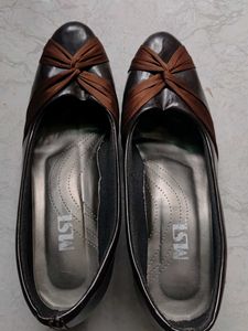 Stylish Brown &amp; Black Heels 9.6" length