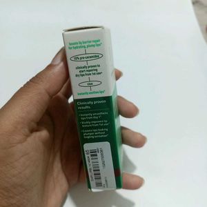 Simple Barrier Repair Hydrating Lip Balm