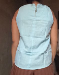 Blue  Sleeveless Zip-Front Top