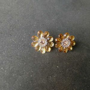 Colourful Earings Combo Set .