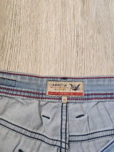 Ma6176 Arrow jeans waist 30 inches