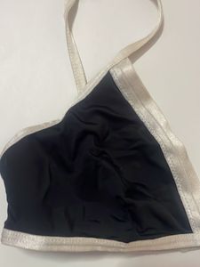 Stylish Black Sports Bra