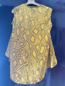 Stylish Sleeveless Layered Top