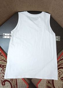 Cottonworld White Sleeveless Top