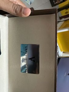 Van Heusen Tie and Cufflink Set