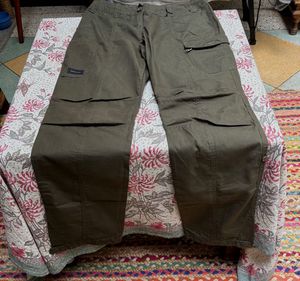 Cargo Pants - Olive Green