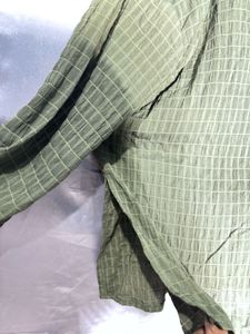 SHEIN Green Textured Button-Down Shirt