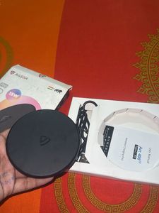 Tech Gadget - Wireless Charging Pad