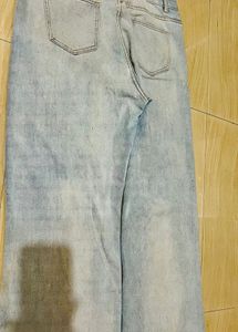 Light Wash Ripped Wide Leg Jeans