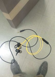 REALME NEW AND ORIGINAL HEADPHONE