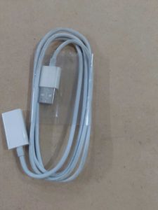 Specialized Apple USB Keyboard extension Cable