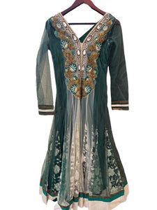 Hand Stitched Embroidered Green Kurta with Dupatta